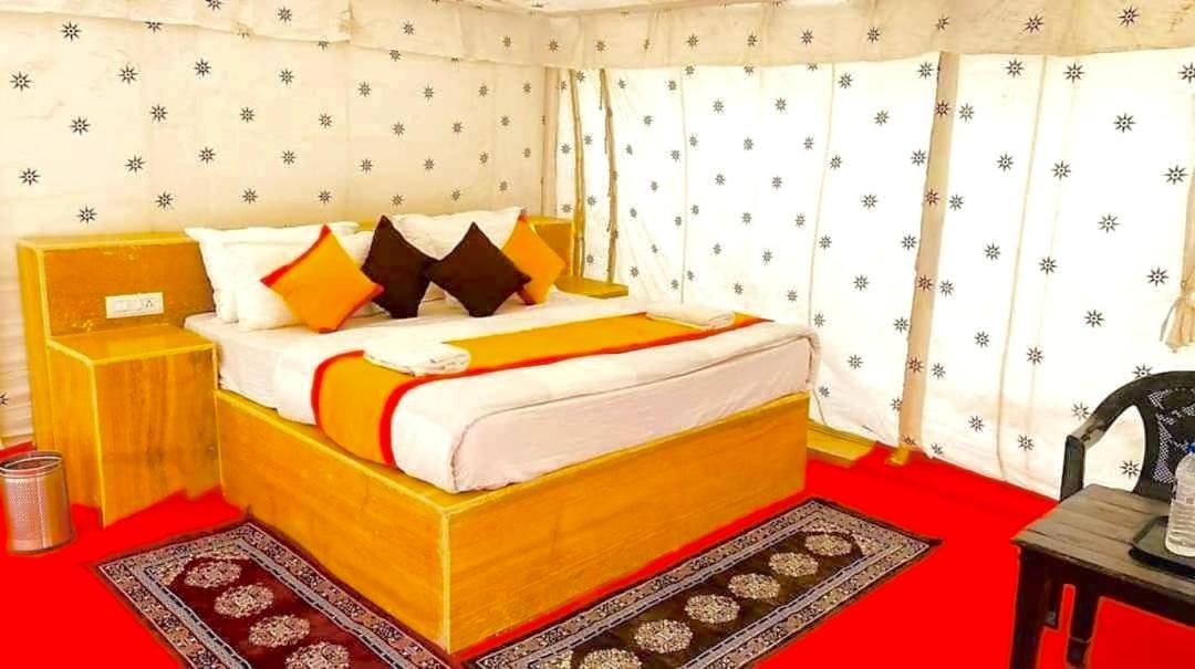 Om Luxury Resort Jaisalmer Quarto foto