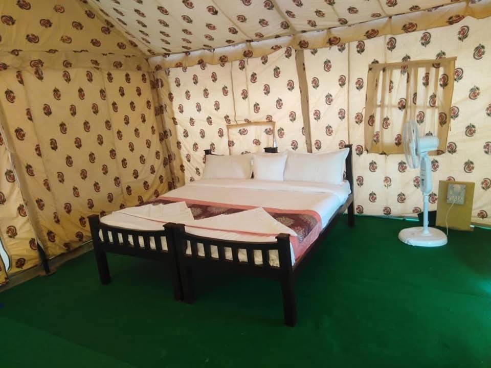 Om Luxury Resort Jaisalmer Quarto foto