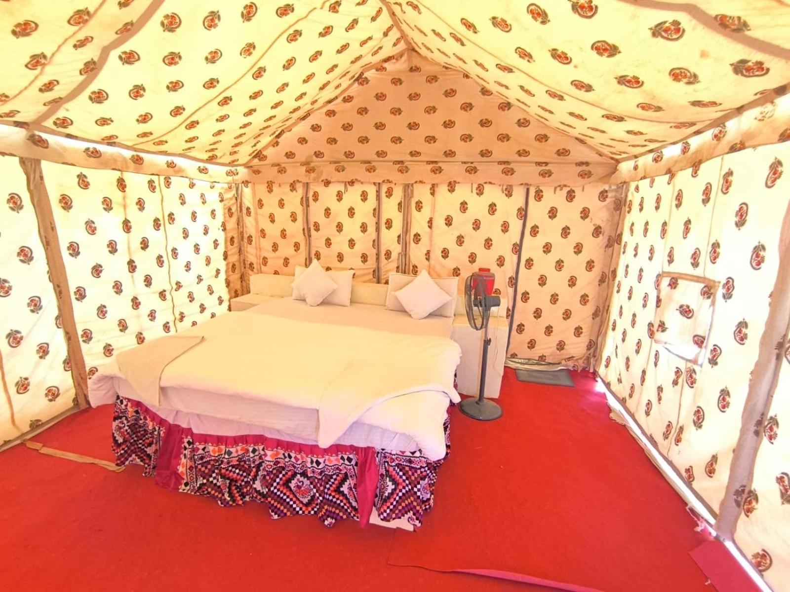 Om Luxury Resort Jaisalmer Quarto foto