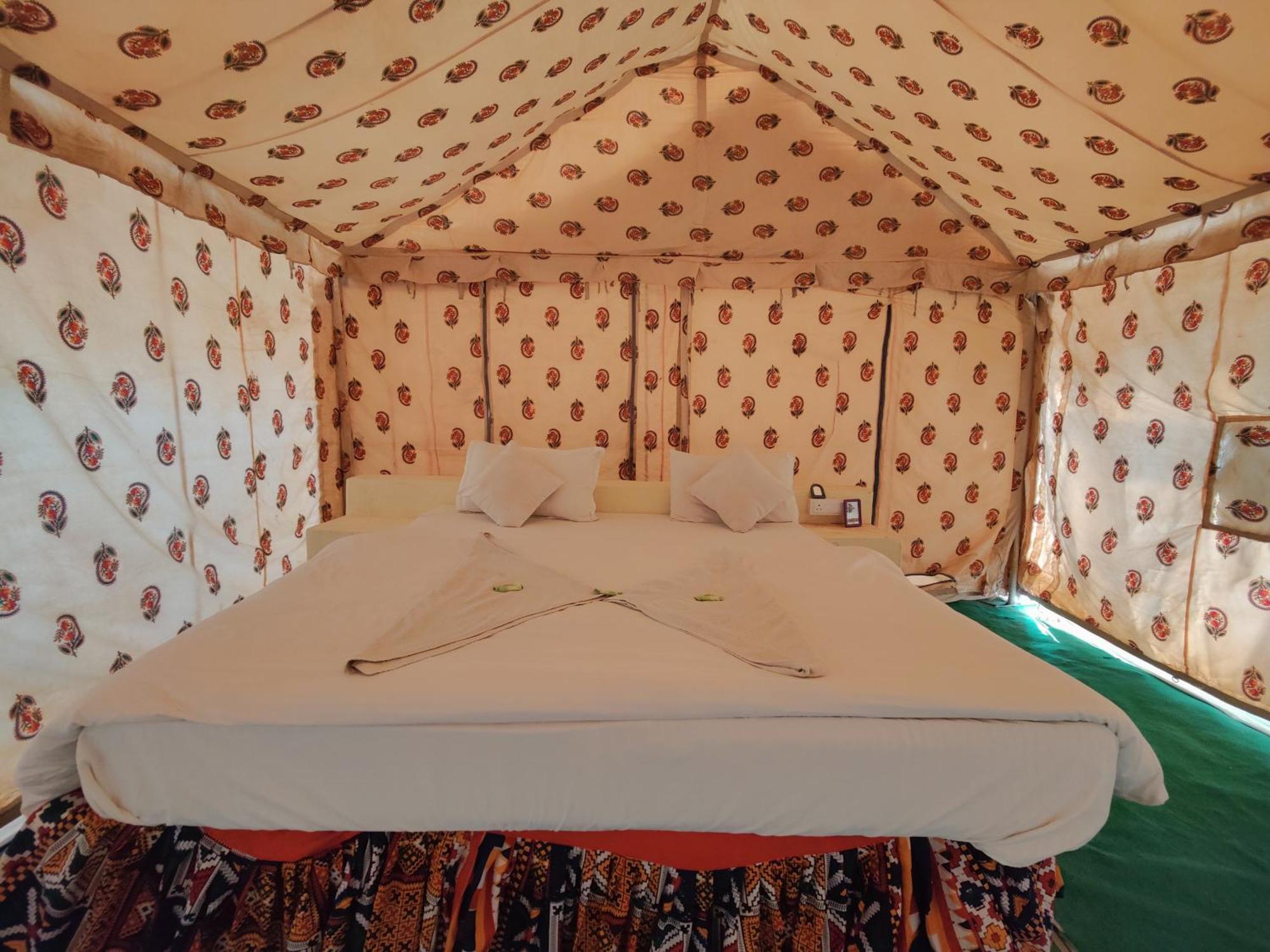 Om Luxury Resort Jaisalmer Quarto foto